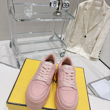 FENDI LOW-TOP TRAINER IN LIGHT PINK CALFSKIN