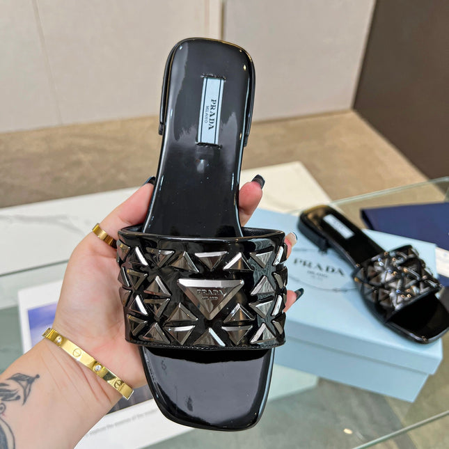 PRA EMBROIDERED SLIDES FLAT BLACK CALFSKIN