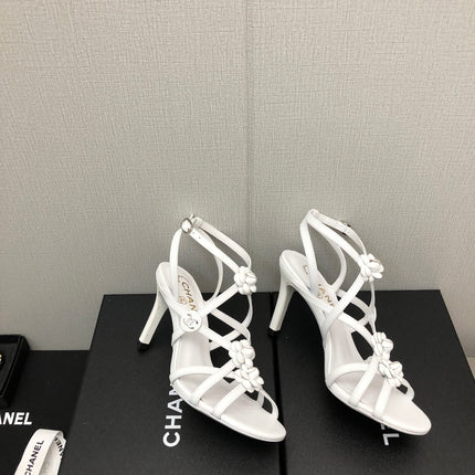 FLORAL HIGH HEEL SANDAL IN WHITE LAMBSKIN