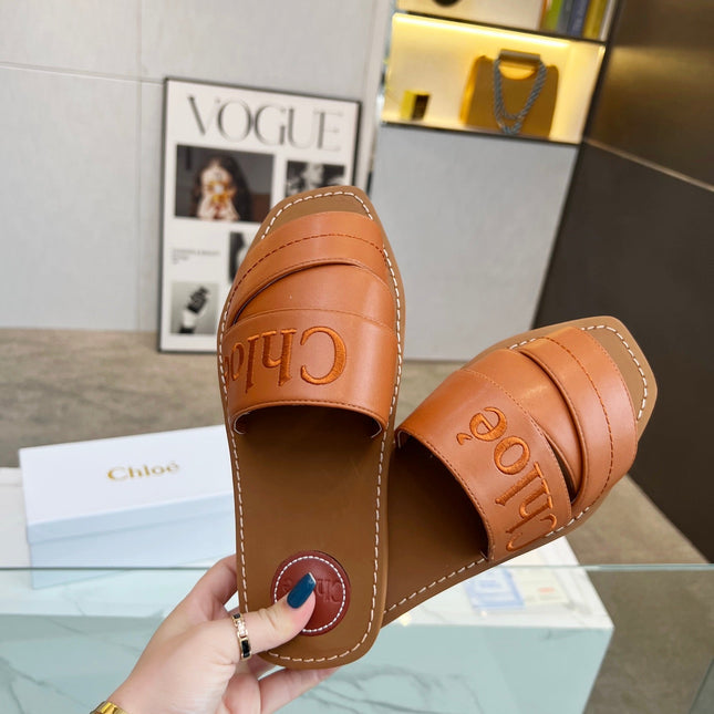 WOODY MULE IN BRONZE BROWM LAMBSKIN WITH EMBROIDERED LOGO