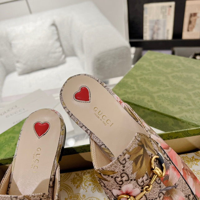 HORSEBIT FLOWER SLIPPER MULE IN DARK BEIGE MONOGRAM JACQUARD FABRIC