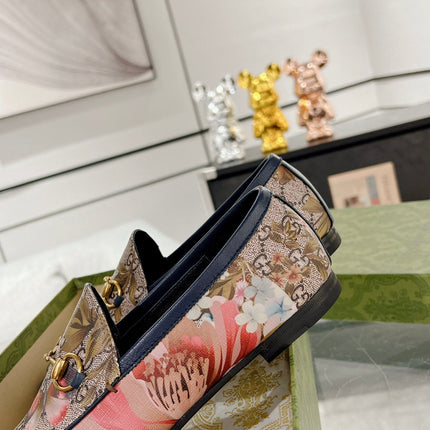 HORSEBIT LOAFER WITH FLOWER PRINT IN DARK BEIGE MONOGRAM JACQUARD FABRIC