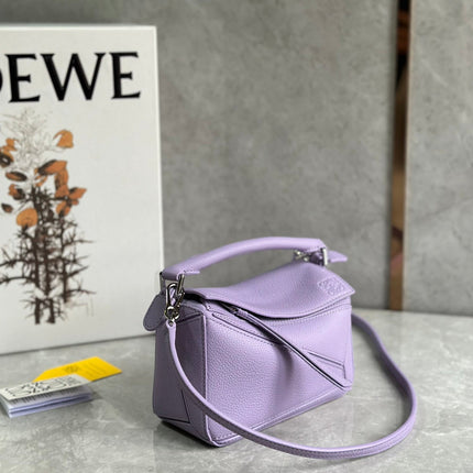 LOE MINI 18 PUZZLE BAG IN LIGHT PURPLE CALFSKIN