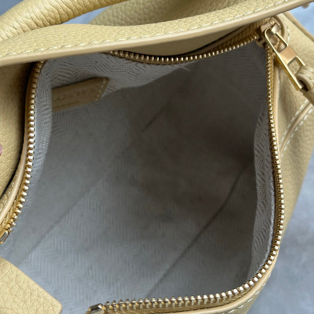 LOE MINI 18 PUZZLE BAG IN YELLOW CREAM CALFSKIN