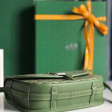 BELVEDERE MM BAG 21 IN GREEN GOYARDINE CANVAS AND CALFSKIN