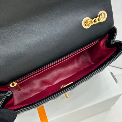CC SMALL 23 FLAP BAG IN BLACK CALFSKIN GOLD HARDWARE