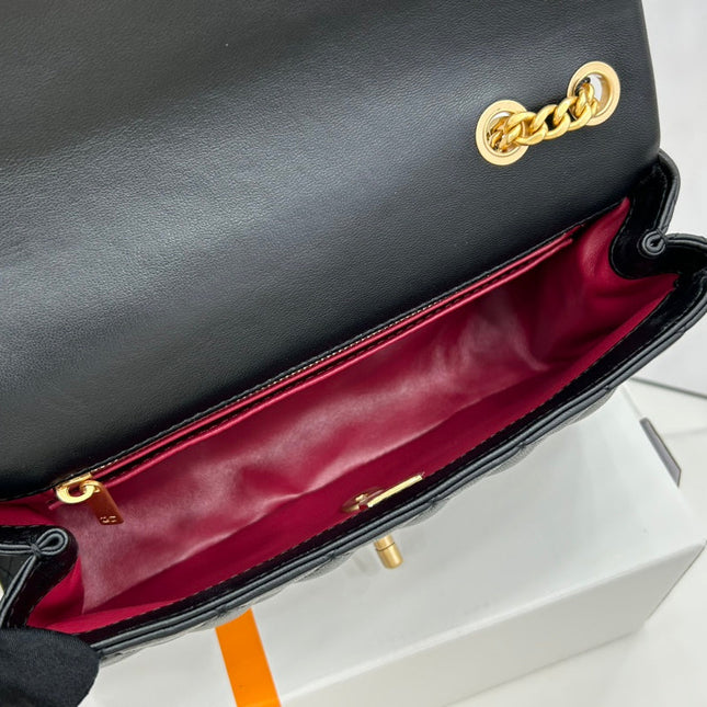 CC SMALL 23 FLAP BAG IN BLACK CALFSKIN GOLD HARDWARE