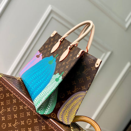 LV x YK ONTHEGO 35 IN BROWN MONOGRAM COATED CANVAS AND CALFSKIN PUMPKIN PATTERN