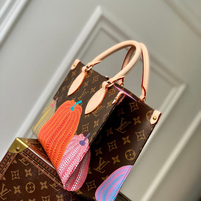 LV x YK ONTHEGO 25 IN BROWN MONOGRAM COATED CANVAS AND CALFSKIN PUMPKIN PATTERN