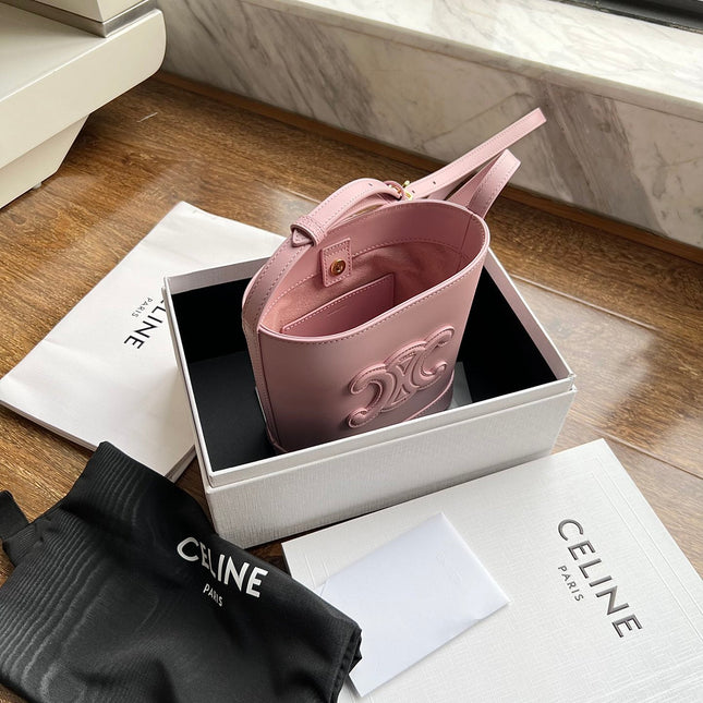 CUIR TRIPHOME 19 PINK PASTEL SMOOTH CALFSKIN BUCKET BAG