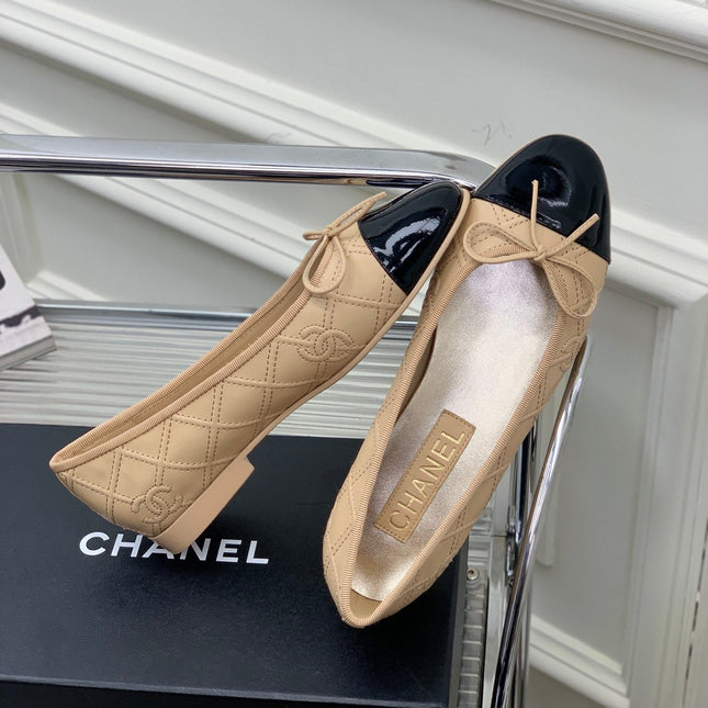 BALLET FLAT GLOSSY BLACK MIX BEIGE LAMBSKIN