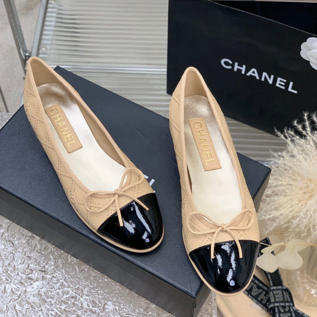 BALLET FLAT GLOSSY BLACK MIX BEIGE LAMBSKIN