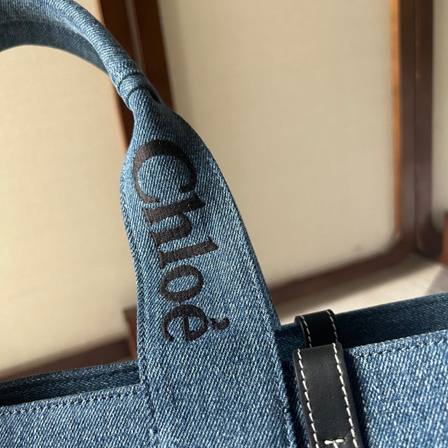 LAGRE WOODY TOTE BAG 45 IN BLUE DENIM BLACK CALFSKIN