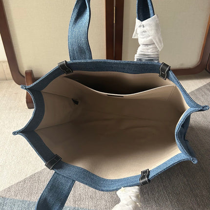 LAGRE WOODY TOTE BAG 45 IN BLUE DENIM BLACK CALFSKIN