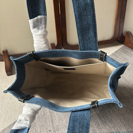 MEDIUM WOODY TOTE BAG 37 IN BLUE DENIM BLACK CALFSKIN