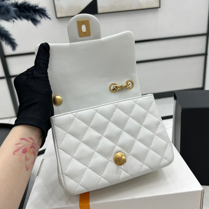 CC SMALL 17 FLAP BAG IN WHITE CALFSKIN GOLD HARDWARE