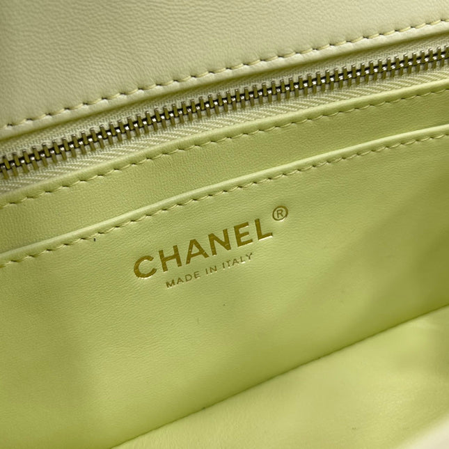 CC SMALL 20 FLAP BAG IN NEON YELLOW CALFSKIN GOLD HARDWARE