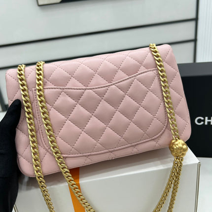 CC SMALL 23 FLAP BAG IN LIGHT PINK CALFSKIN GOLD HARDWARE