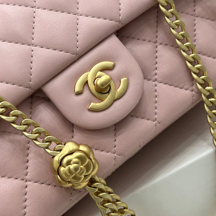 CC SMALL 23 FLAP BAG IN LIGHT PINK CALFSKIN GOLD HARDWARE