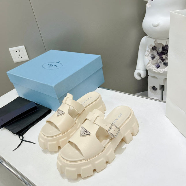 MONOLITH SLIPPER SANDALS IN BEIGE RUBBER