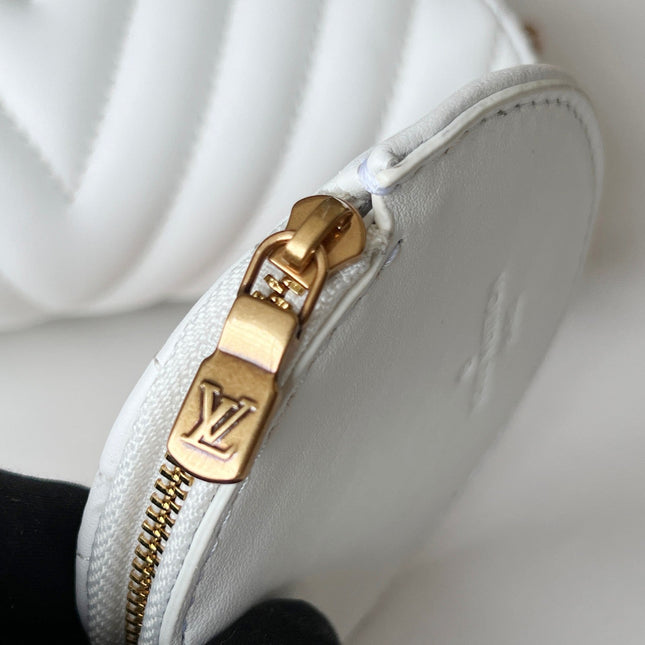 LV 25S WAVE MULTI POCHETTE 19 IN WHITE CALFSKIN GOLD HARDWARE