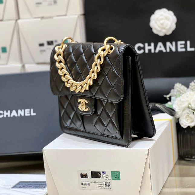 25S CHANEL MEDIUM FLAP BAG 25 IN BLACK CALFSKIN GOLD HARDWARE
