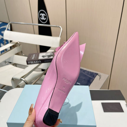 BALLET FLATS POINTED TOE IN PINK SHINY CALFSKIN ATTACHED FLOWERS