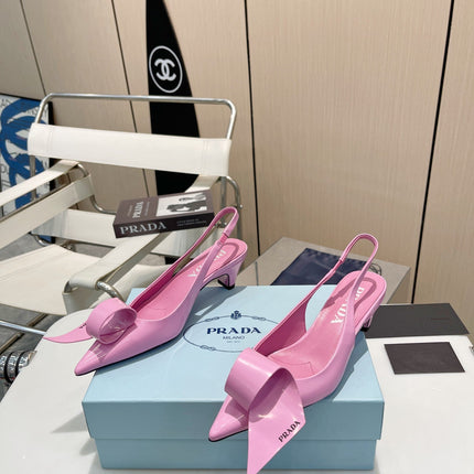 POINTED TOE SLINGBACK KITTEN HEEL WITH BOW IN PINK GLOSSY LAMBSKIN