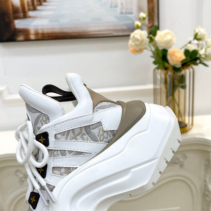 LV ARCHLIGHT 2.0 PLATFORM SNEAKER IN WHITE MIX DOVE GRAY MIX OF MATERIALS