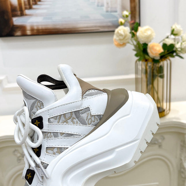 LV ARCHLIGHT 2.0 PLATFORM SNEAKER IN WHITE MIX DOVE GRAY MIX OF MATERIALS