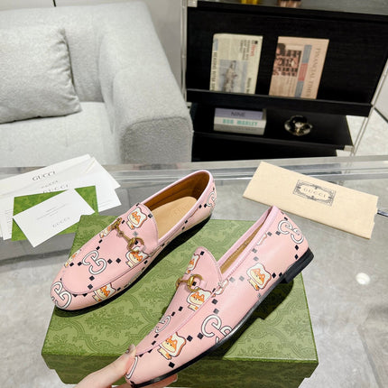 HORSEBIT LOAFER WITH CUTE CAT PRINT IN LIGHT PINK CALFSKIN