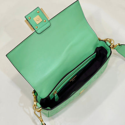 BAGUETTE WITH FF MOTIF 27 IN DE YORK GREEN SOFT LAMBSKIN GOLD HARDWARE