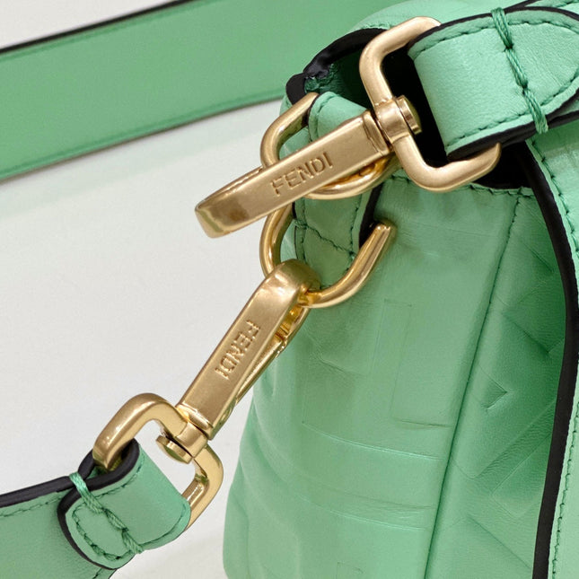 BAGUETTE WITH FF MOTIF 27 IN DE YORK GREEN SOFT LAMBSKIN GOLD HARDWARE