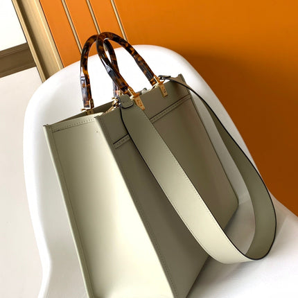 Fend Sunshine Medium Bag 35 Light Grey Leather
