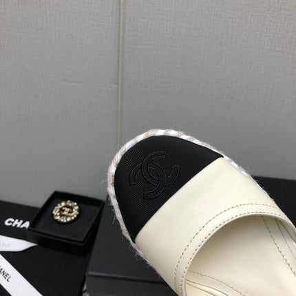 MARY JANE WEDGE WHITE LAMBSKIN