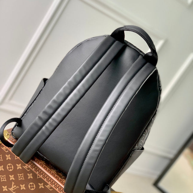 DISCOVERY PM BACKPACK 38 IN BLACK MONOGRAM LAMBSKIN