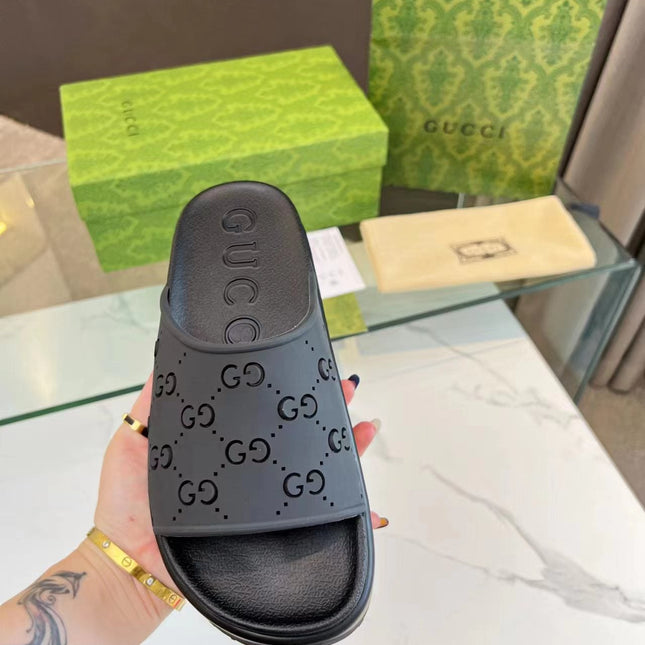 PLATFORM SANDALS IN BLACK MONOGRAM IMPORTED TPU