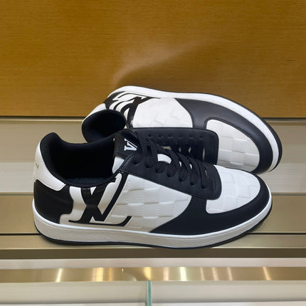 LV RIVOLI SNEAKER MEN BLACK WHITE