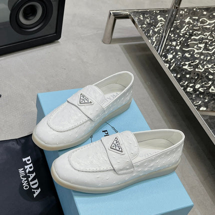 PRA OSTRICH PATTERN LOAFERS WHITE CALFSKIN
