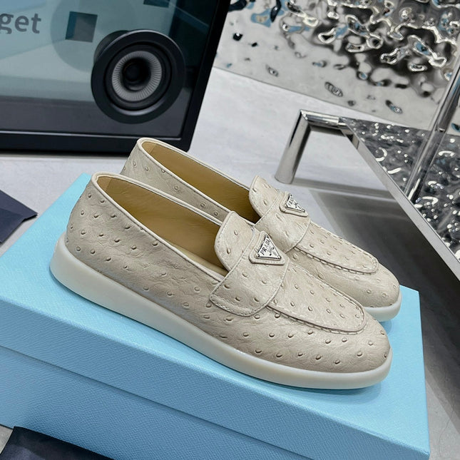 PRA OSTRICH PATTERN LOAFERS CREAMY WHITE CALFSKIN