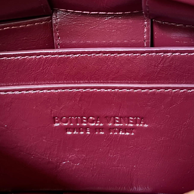 SMALL BRICK CASSETTE 23 IN WINE RED SOFT LAMBSKIN