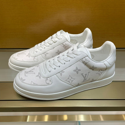 LV RIVOLI SNEAKER WHITE