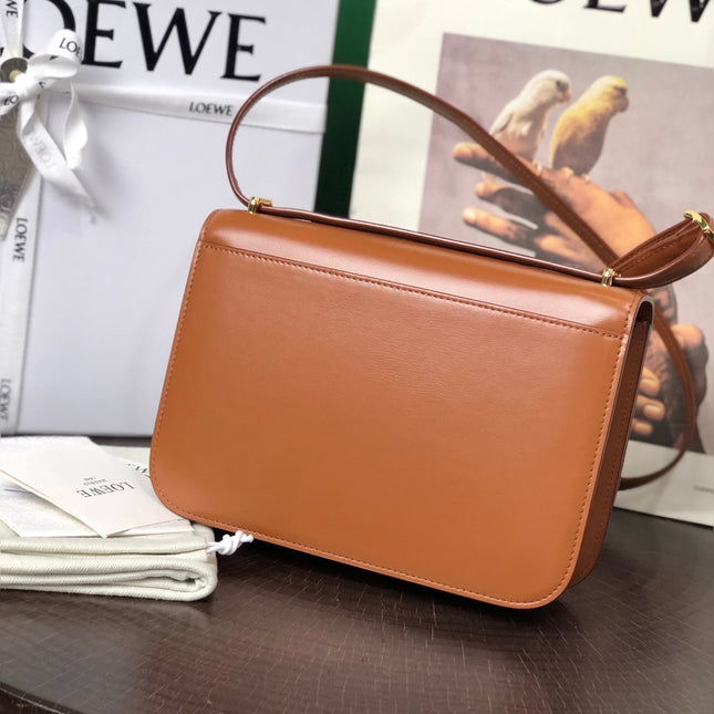 LOE GOYA BAG 23 IN WARM DESERT SILK CALFSKIN