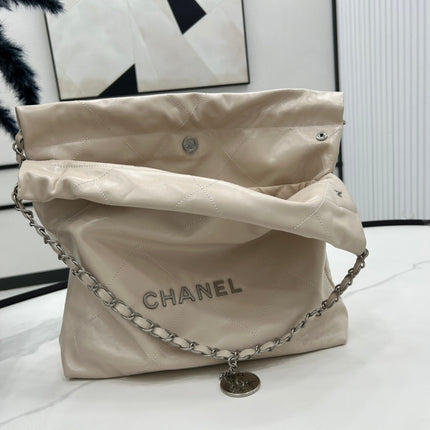 CC MEDIUM 37 HANDBAG IN BEIGE CREAM CALFSKIN SILVER HARDWARE