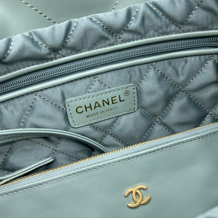 CC MEDIUM 37 HANDBAG IN GREEN SAGE CALFSKIN GOLD HARDWARE