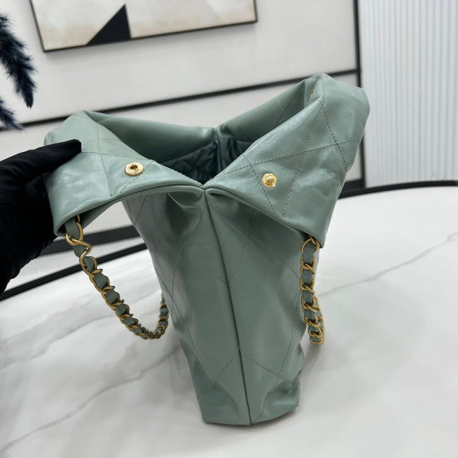 CC MEDIUM 37 HANDBAG IN GREEN SAGE CALFSKIN GOLD HARDWARE