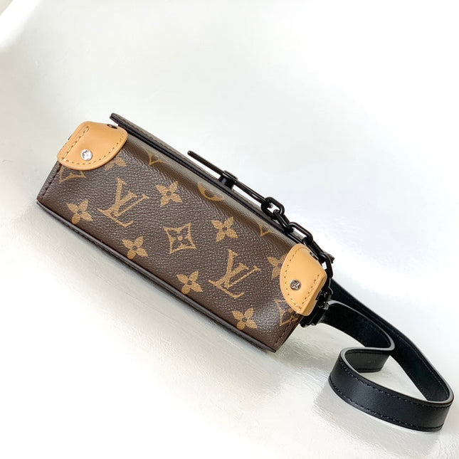 STEAMER BAG 26 IN BROWN MONOGRAM MACASSAR CANVAS