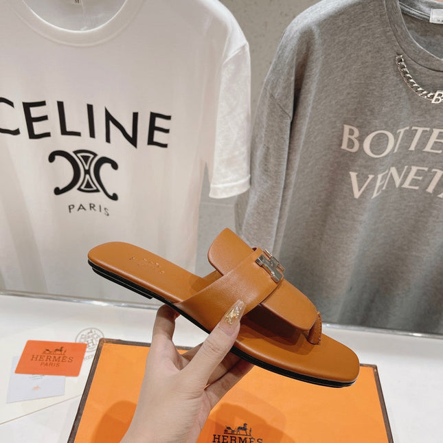 CLASSIC H BUCKLE SANDALS CARAMEL LAMBSKIN