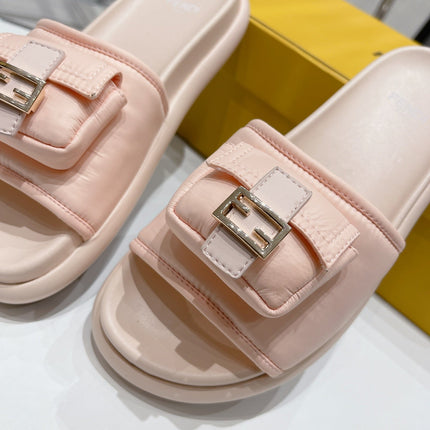 FENDI BAGUETTE SLIPPERS IN PASTEL PINK LAMBSKIN WITH GOLD HARDWARE