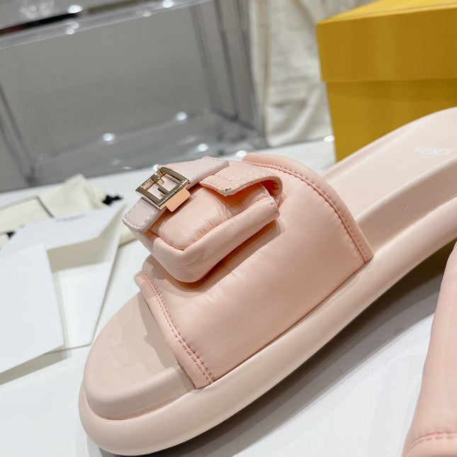FENDI BAGUETTE SLIPPERS IN PASTEL PINK LAMBSKIN WITH GOLD HARDWARE